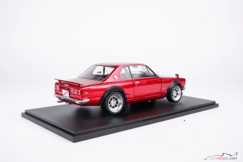 Nissan Skyline C10 Hakosuka (1970) red, 1:18 Solido