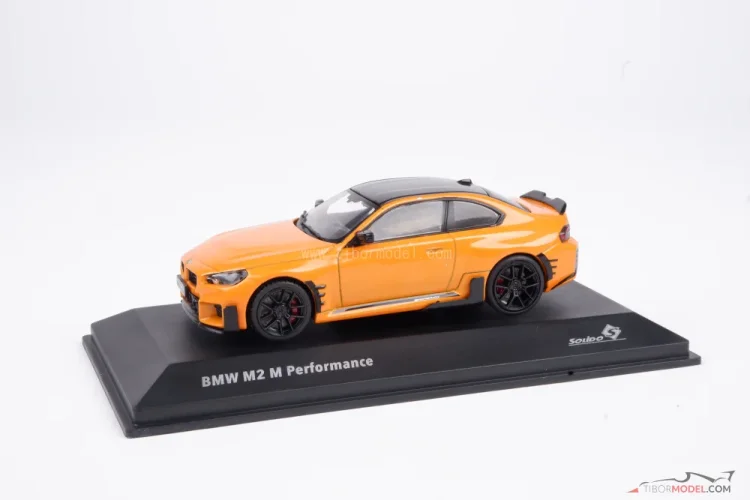 BMW M2 M Performance (2024) oranžové, 1:43 Solido