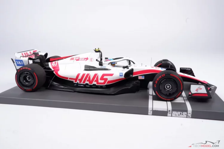 Haas VF-22 - Mick Schumacher (2022), Veľká Británia, 1:18 Minichamps