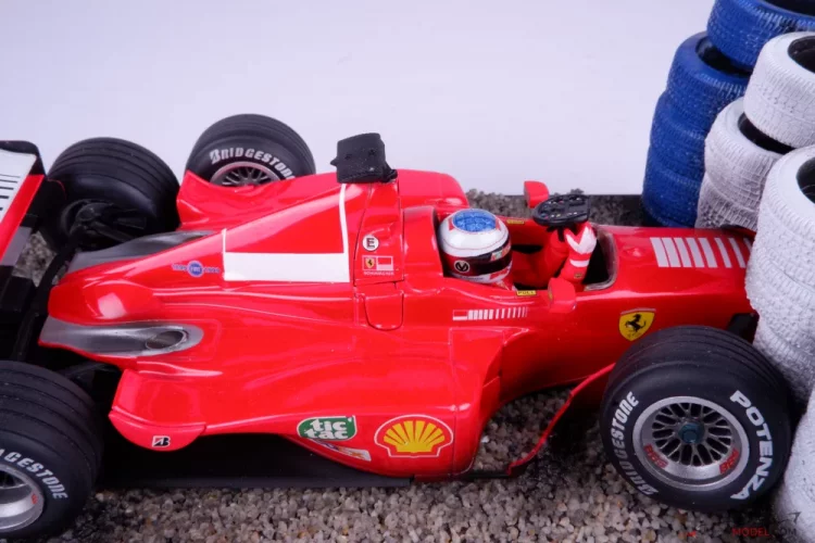 Ferrari F399 - M. Schumacher 1999, nehoda Silverstone, 1:18
