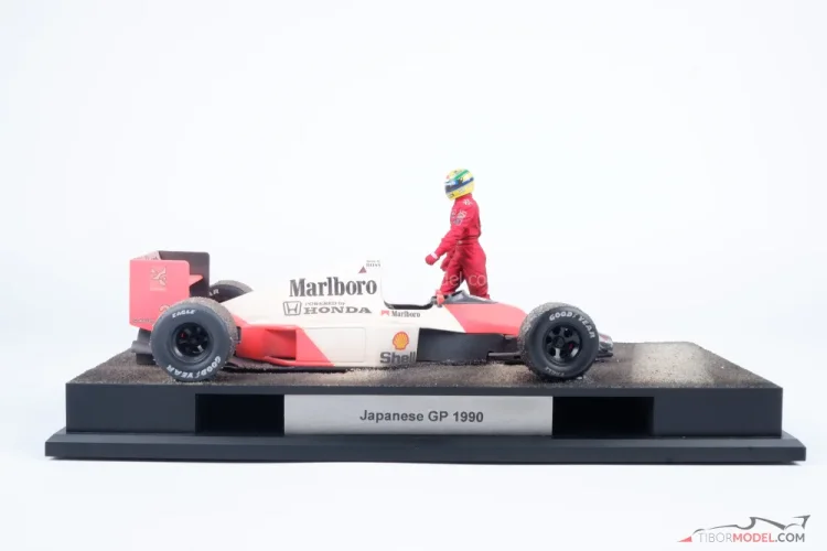 Diorama McLaren MP4/5B - Ayrton Senna nehoda 1990 Suzuka, 1:18