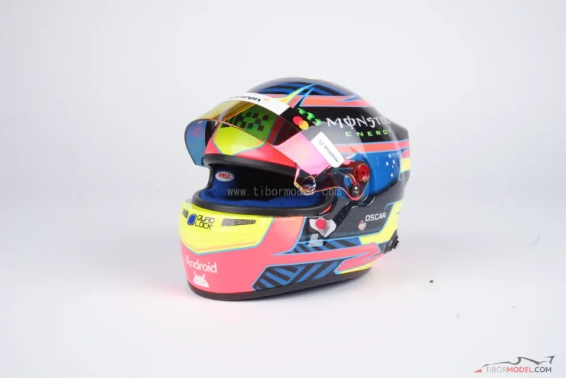 Oscar Piastri 2026 mini helmet, McLaren, 1:2 Bell