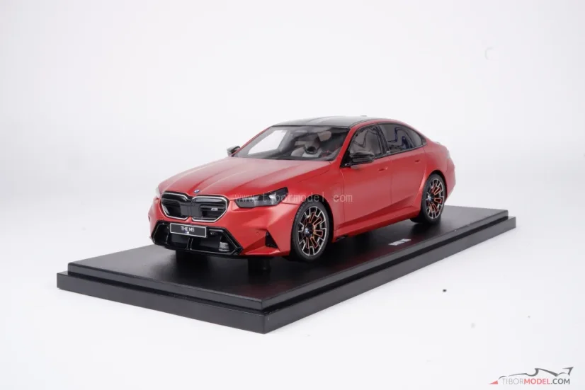 BMW M5 (2025) pebble beach orange, 1:18 GT Spirit