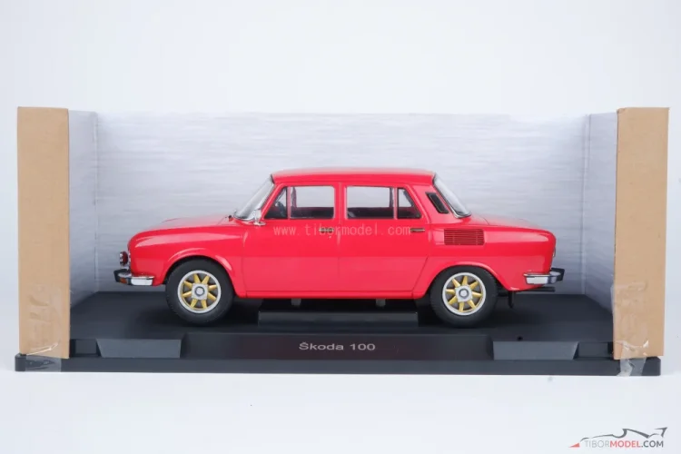 Skoda 100 piros (1969), 1:18 MCG