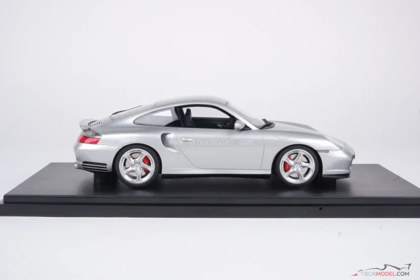 Porsche 911 [996.2] Turbo (2001) silver, 1:18 GT Spirit