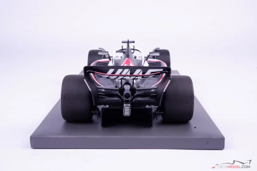 Haas VF-23 - Kevin Magnussen (2023), 1:18 Minichamps