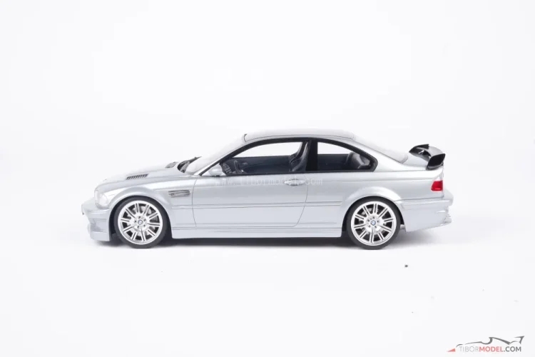 BMW E46 M3 GTR (2001) strieborné, 1:18 Ottomobile