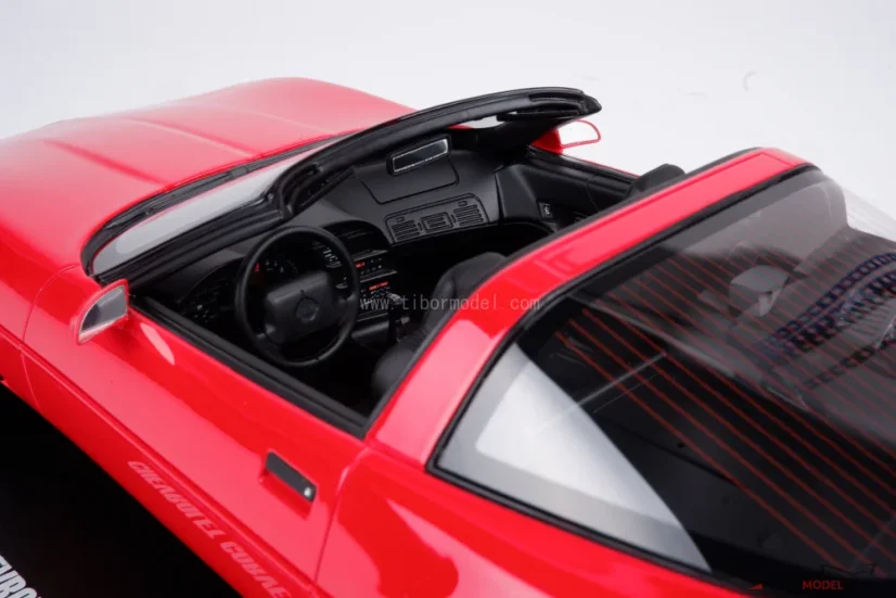 Chevrolet Corvette C4 (1995) piros, 1:18 GT Spirit