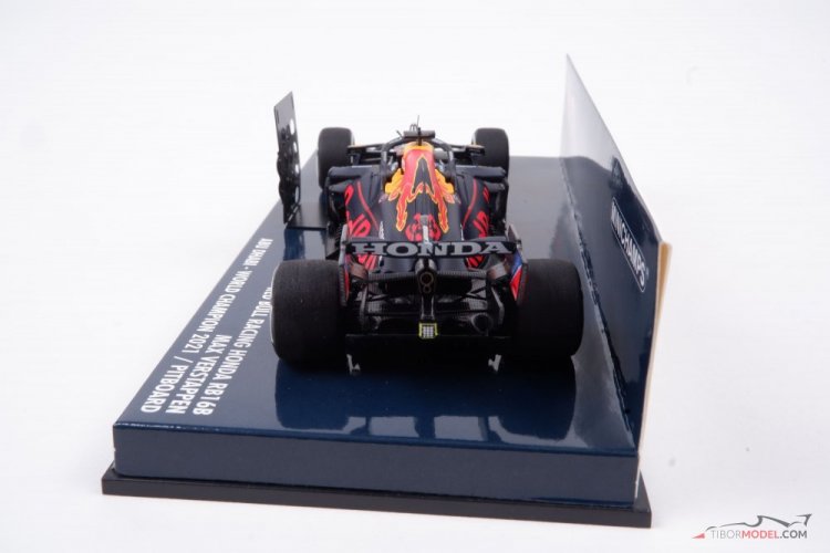 Red Bull RB16b - M. Verstappen (2021), Győztes Abu-Dzabi Nagydíj, 1:43 Minichamps