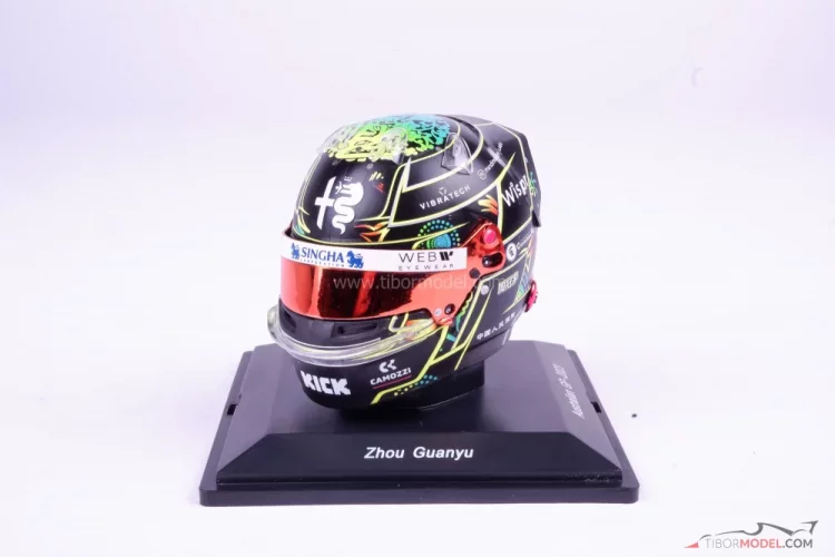 Zhou Guanyu 2023, GP Australia, Alfa Romeo helmet, 1:5 Spark