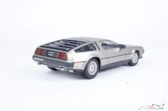 DeLorean DMC12 Coupe (1981) stainless steel, 1:18 Sun Star