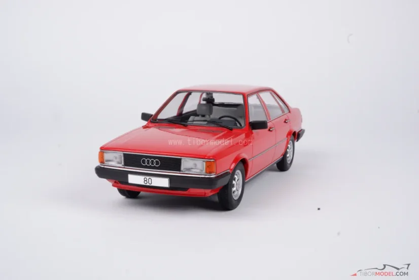Audi 80 B2 (1978) red, 1:18 MCG