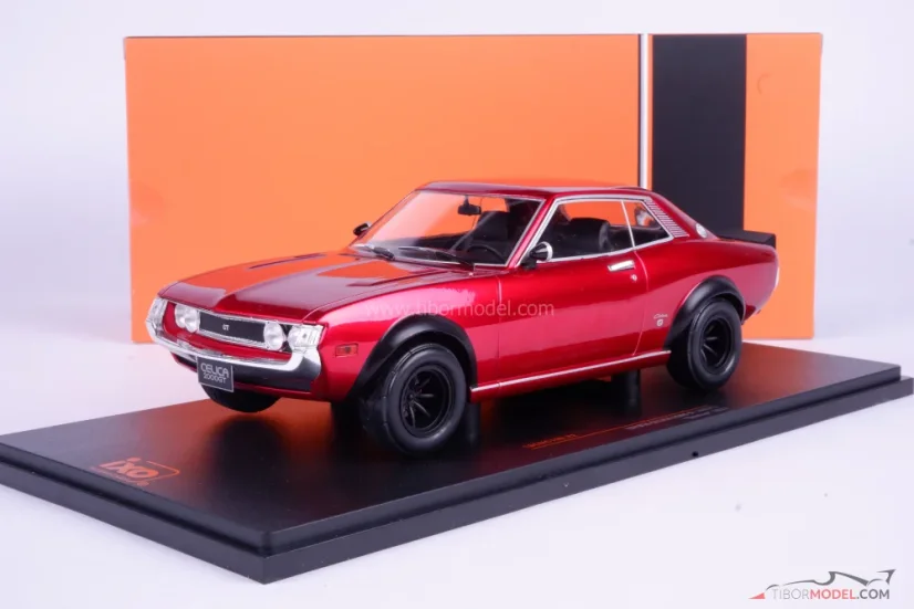 Toyota Celica 2000 GT (1977), piros, 1:18 Ixo
