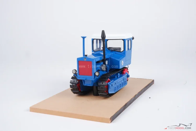 IFA KS07/60 traktor, modrý, 1:32 Schuco