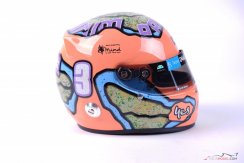 Daniel Ricciardo 2022 McLaren helmet, 1:2 Arai