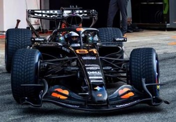 McLaren MCL40 - Oscar Piastri (2026), Barcelona Test, 1:43 Spark