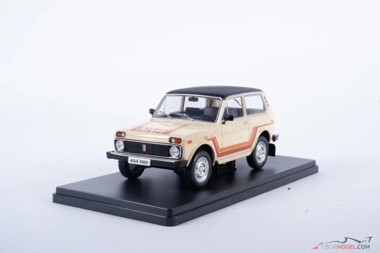 Lada Niva 5000 bézs (1980), 1:24 Whitebox