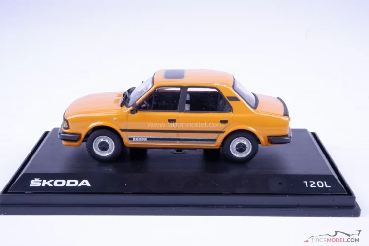 Skoda 120L (1984), gold, 1:43 Abrex