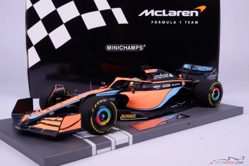 McLaren MCL36 - Daniel Ricciardo (2022), Bahrajn, 1:18 Minichamps
