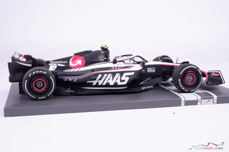 Haas VF-23 - Nico Hülkenberg (2023), 1:18 Minichamps