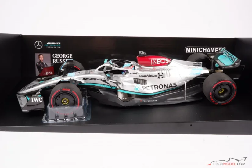 Mercedes W13 - George Russell (2022), Winner Brazilian GP, 1:18 Minichamps