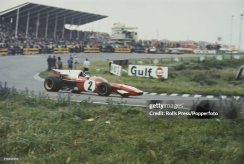 Ferrari 312 B2 - Jacky Ickx  (1971), Győztes Holland Nagydíj, pilótafigurával 1:18 GP Replicas