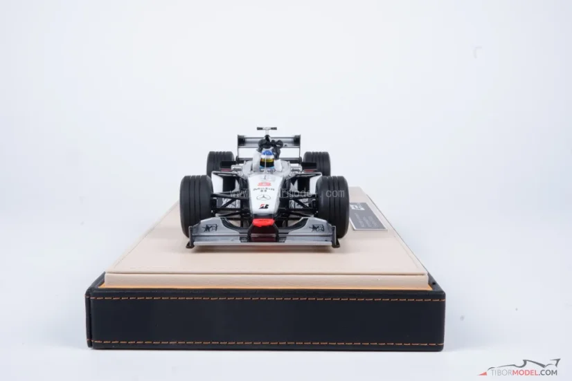 McLaren MP4/13 - Mika Häkkinen (1998), Víťaz Monako, s figúrkou pilota, 1:18 GP Replicas