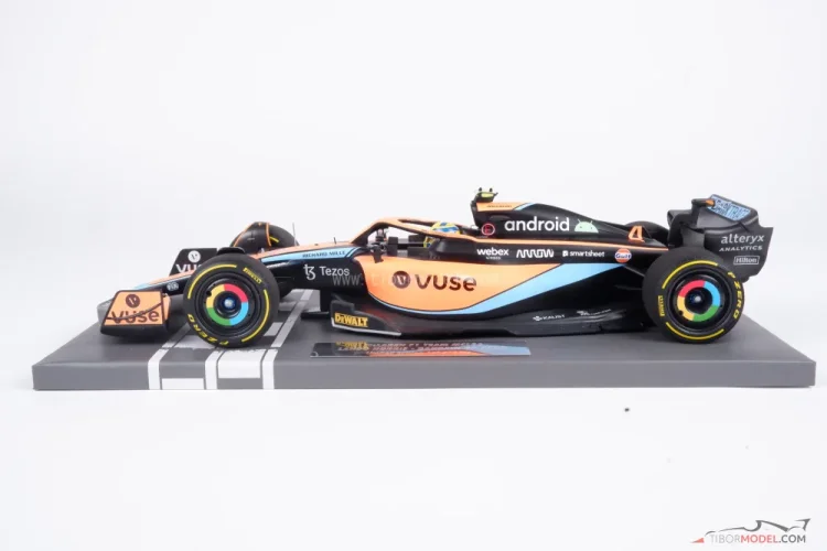 McLaren MCL36 - Lando Norris (2022), Bahrajn, 1:18 Minichamps