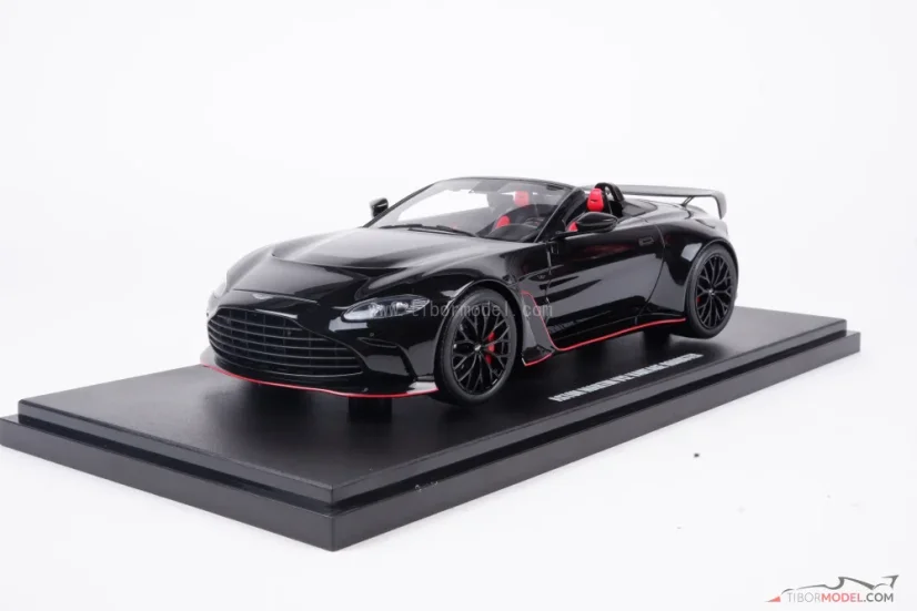Aston Martin V12 Vantage Roadster (2023) onyx black, 1:18 GT Spirit