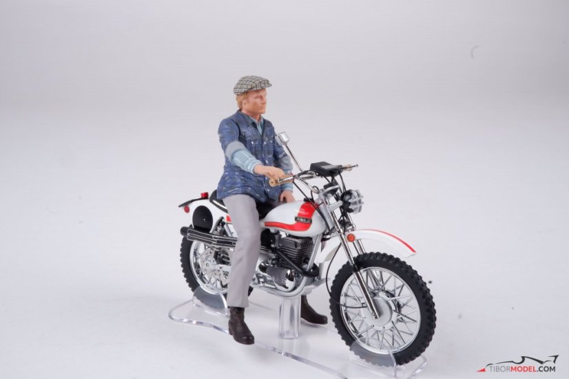 Bud Spencer and T. Hill on motorbikes , 1:18 Laudoracing