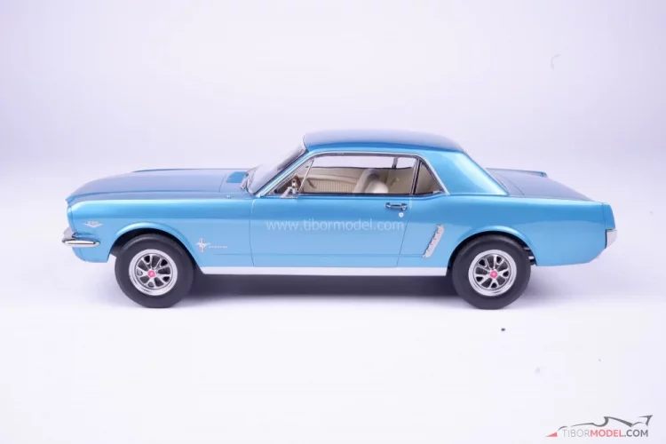 Ford Mustang Coupe (1965) modrý, 1:18 Norev