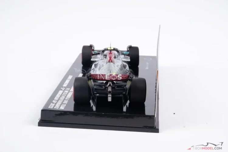 Mercedes W13 - Lewis Hamilton (2022), VC Maďarska, 1:43 Minichamps