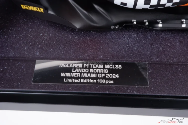 McLaren MCL38 - Lando Norris (2024), Víťaz VC Miami, 1:12 Minichamps