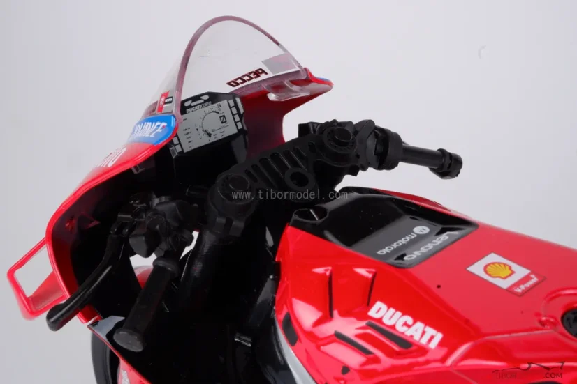 Ducati Desmosedici - Francesco Bagnaia (2024), 1:6 Maisto