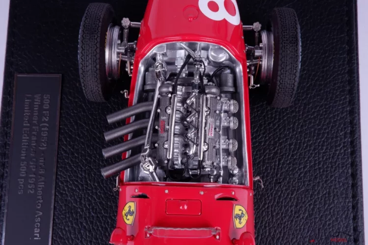 Ferrari 500 F2 - Alberto Ascari (1952), Majster sveta, 1:18 GP Replicas