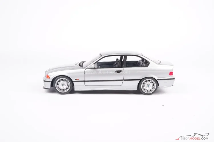 BMW E36 M3 Coupé (1990) strieborné, 1:18 Solido