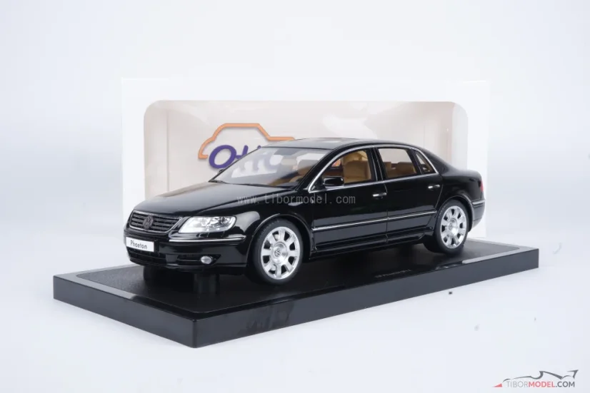 Volkswagen Phaeton W12 (2005) čierny, 1:18 Ottomobile