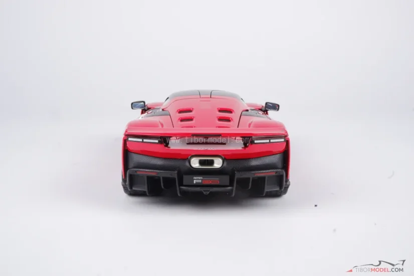 Ferrari F80 (2025) červené, 1:18 Bburago Signature