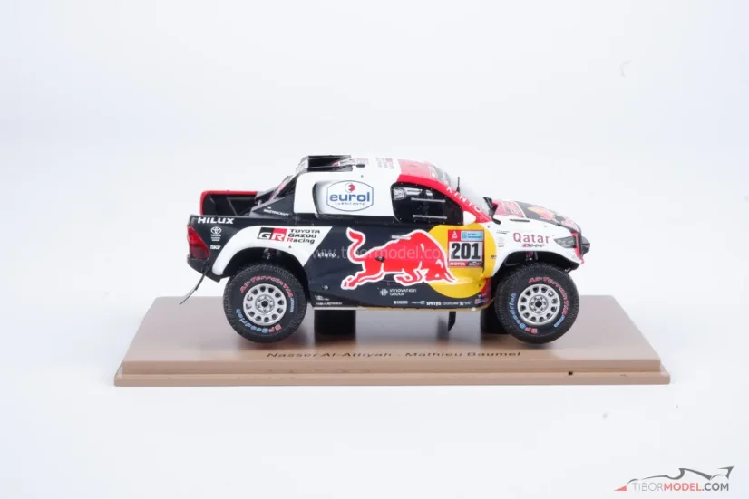 Toyota Hilux - Nasser Al-Attiyah (2022), Vítěz Dakar, 1:43 Spark