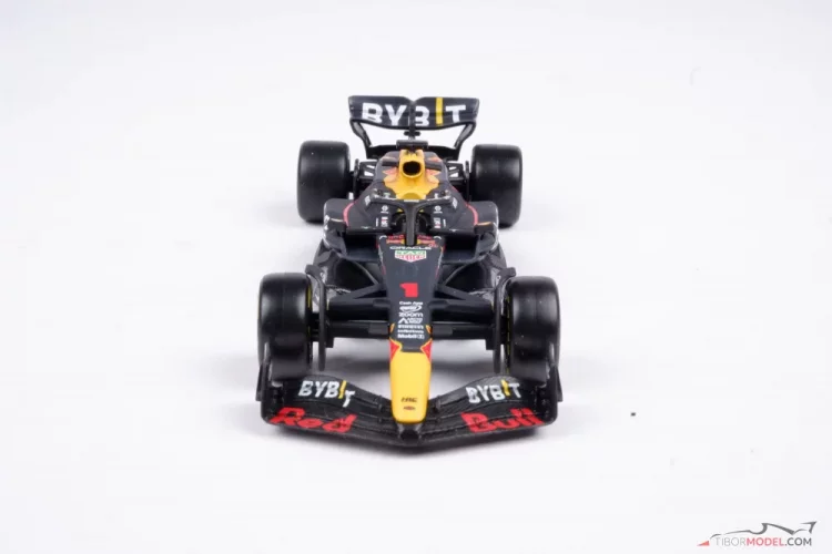 Red Bull RB19 - Max Verstappen (2023), Világbajnok, 1:43 BBurago