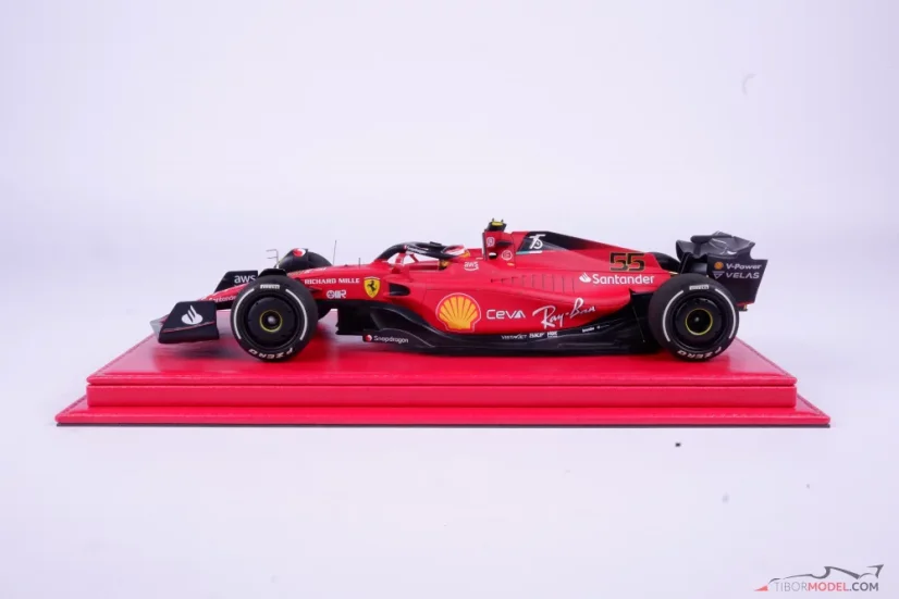Vitrin piros bőr talapzattal (Mulhouse), 1:18 Atlantic