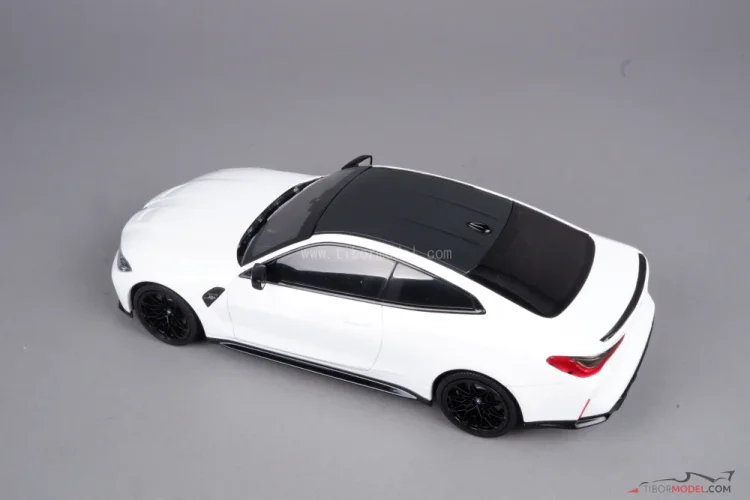 BMW M4 (2020) biele, 1:18 Minichamps