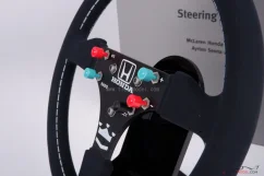 McLaren MP4/6 (1991) volant, 1:2 Minichamps
