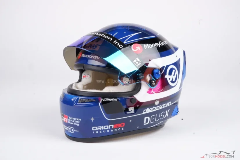 Oliver Bearman 2025 VC Singapuru mini přilba, Haas, 1:2 Bell