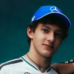 Kšiltovka Kimi Antonelli, Mercedes AMG Petronas 2026, modrá