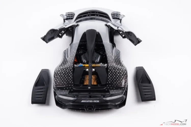 Mercedes-Benz AMG One Race (2024) silver, 1:18 NZG