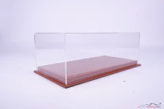 Showcase with brown leather (Mulhouse), 1:18 Atlantic