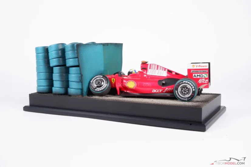 Diorama Ferrari F60 - Felipe Massa nehoda 2009 Hungaroring, 1:18