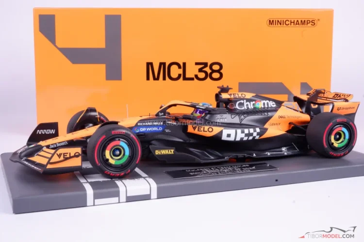 McLaren MCL38 - Oscar Piastri (2024), Emilia Romagna GP, 1:18 Minichamps McLaren MCL38 - Oscar Piastri (2024), Emilia Romagna GP, 1:18 Minichamps