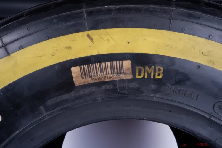 Pirelli PZero Lágy bal hátsó gumiabrons (2016)